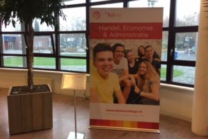 Banners Expolinc Roll-up Dulon College
